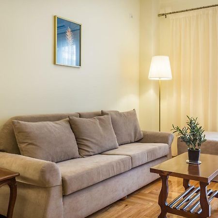 Chic Flat In Kolonaki Next To American Embassy Athens Exterior photo