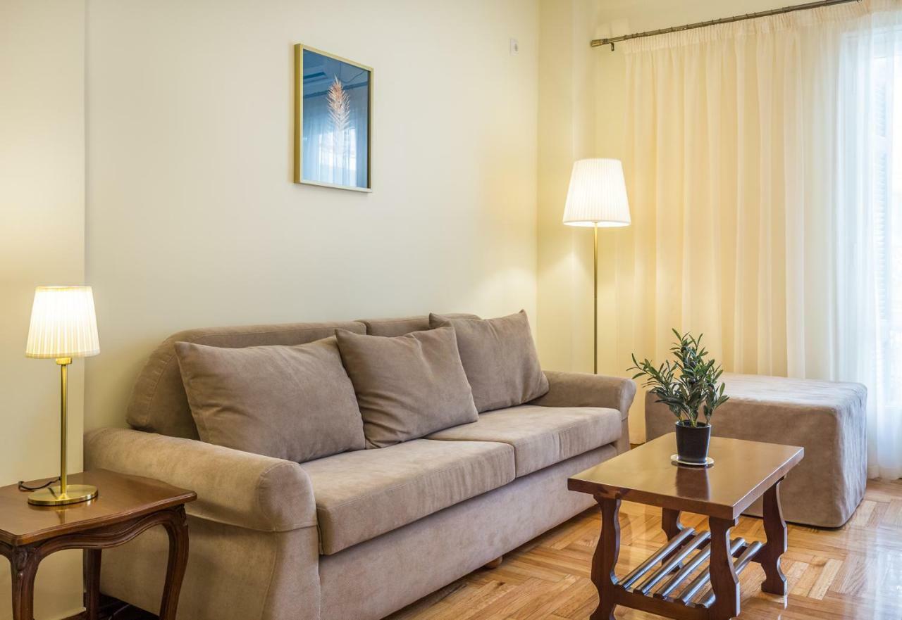 Chic Flat In Kolonaki Next To American Embassy Athens Exterior photo